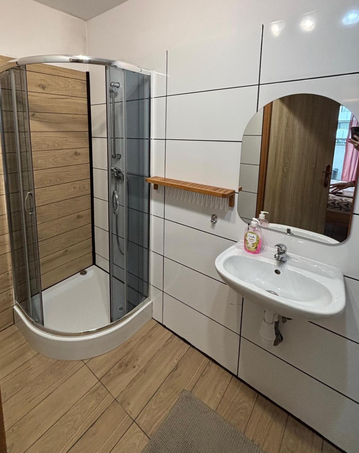 Holdek Apartamenty Pulaskiego Katowice Exteriör bild