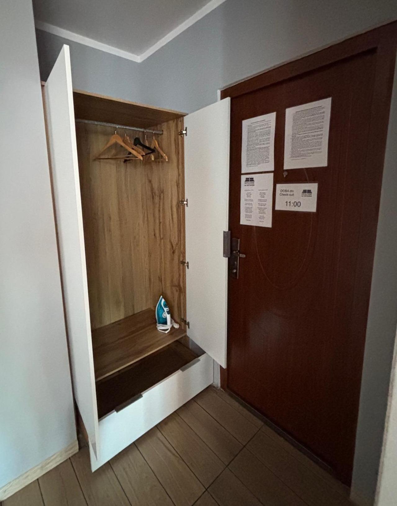 Holdek Apartamenty Pulaskiego Katowice Exteriör bild