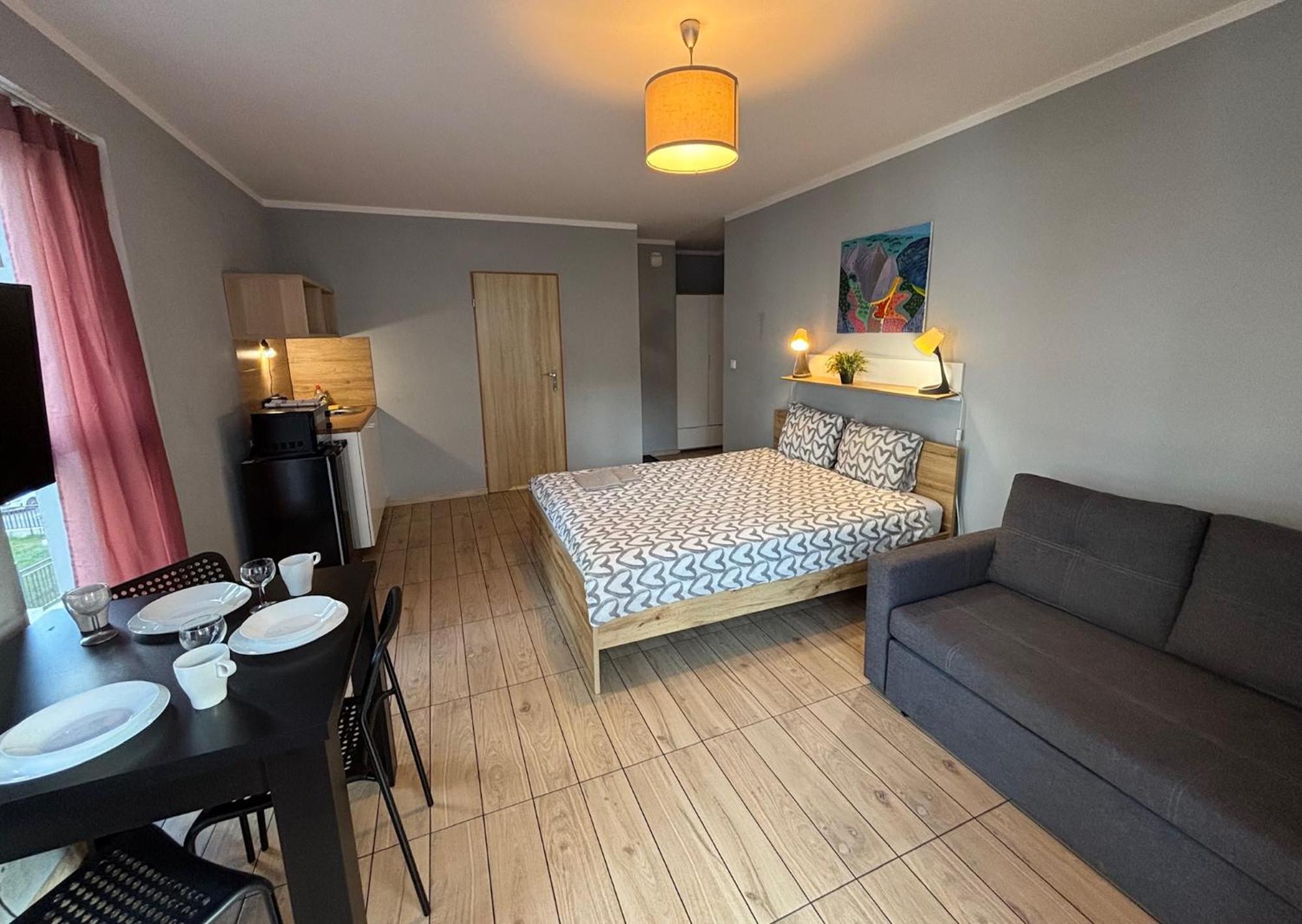 Holdek Apartamenty Pulaskiego Katowice Exteriör bild
